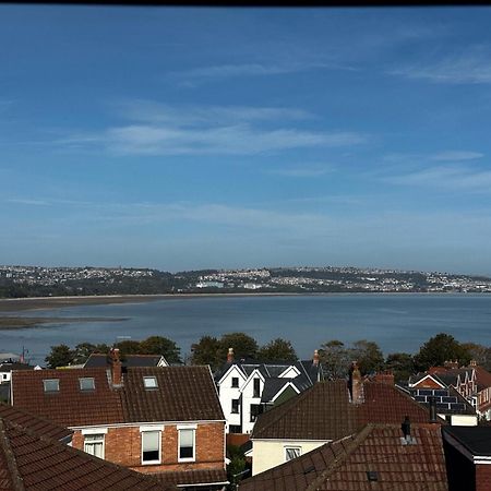 View At 142 Bed and Breakfast The Mumbles Buitenkant foto